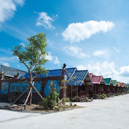 Talad Nam Klong Hae Resort Hat Yai Esterno foto