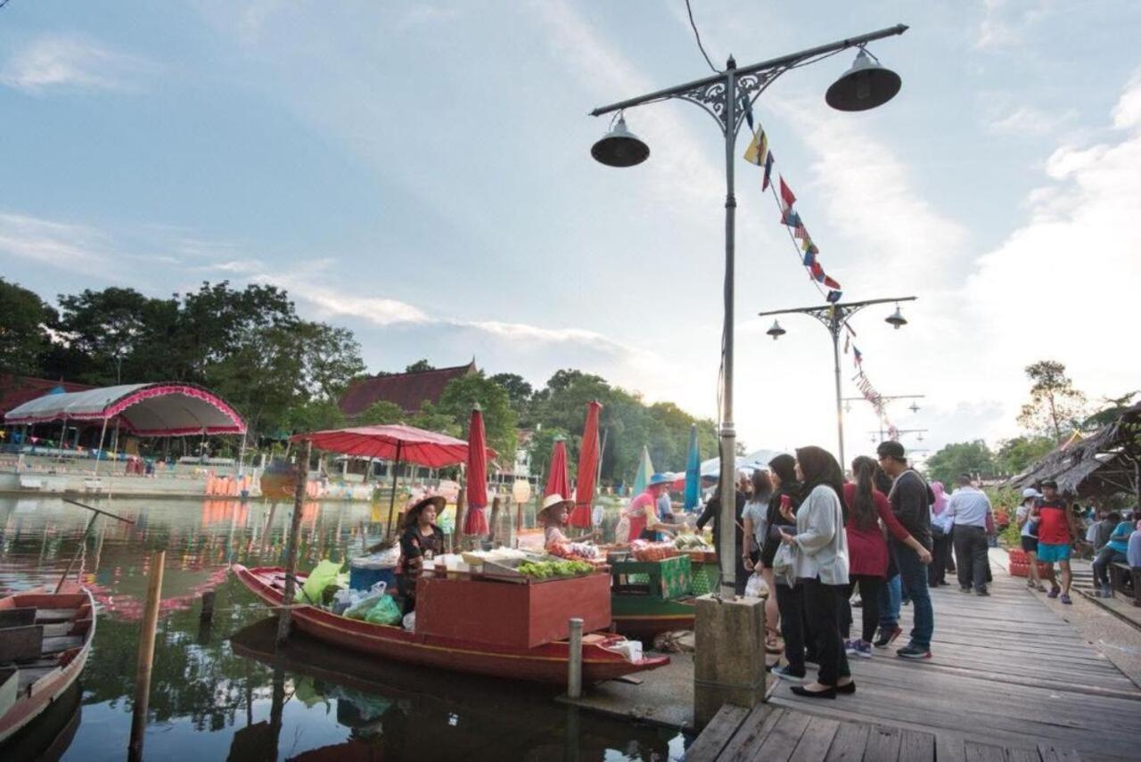 Talad Nam Klong Hae Resort Hat Yai Esterno foto